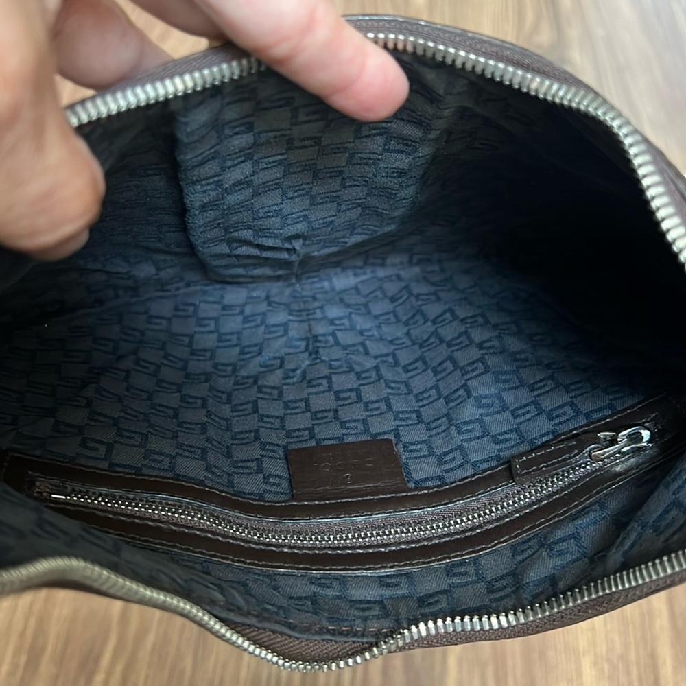 A226 - 💯 % authentic Gucci shoulder bag - Picture 13 of 16